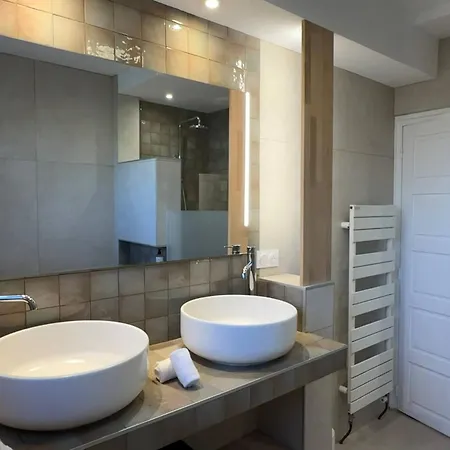 Julianna - Elegance Et Serenite A Holiday home
