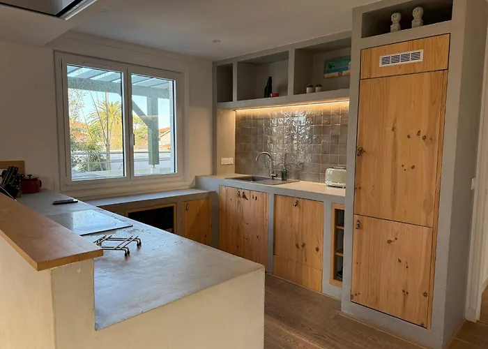 Julianna - Elegance Et Serenite A Anglet